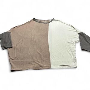 Maurice’s Women’s Colorblock Plus size pullover Long Sleeve oversized Tee Sz XL